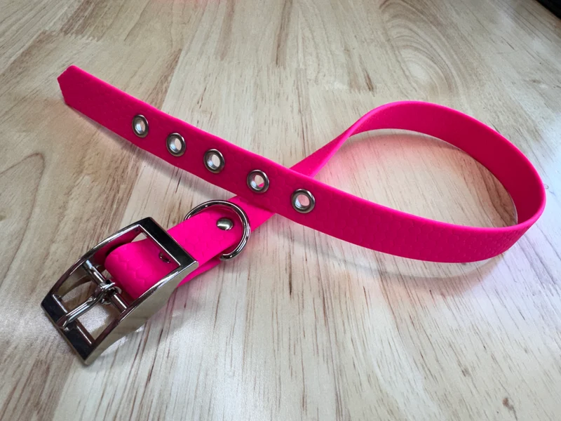 Collier pour chien sur mesure et personnalisable en HEXA Unicolore