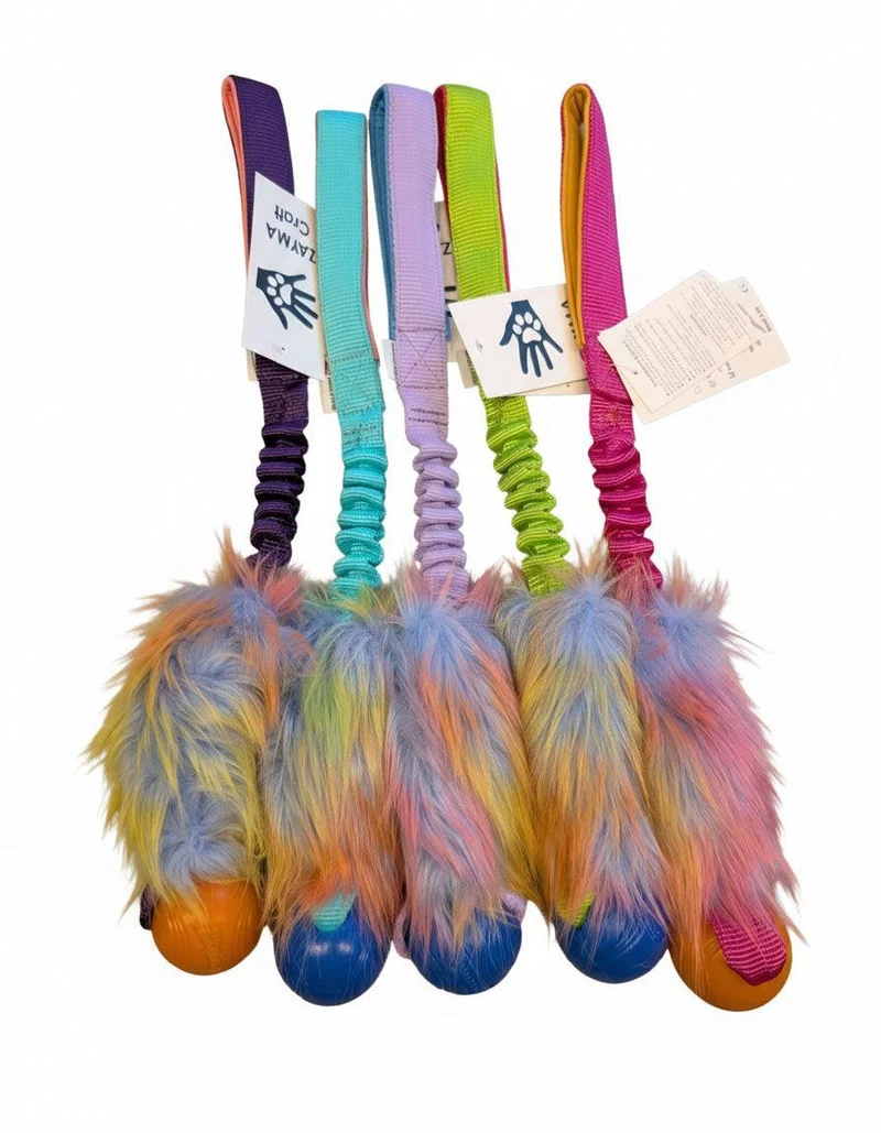 Tug avec Chuckit et fausse fourrure licorne