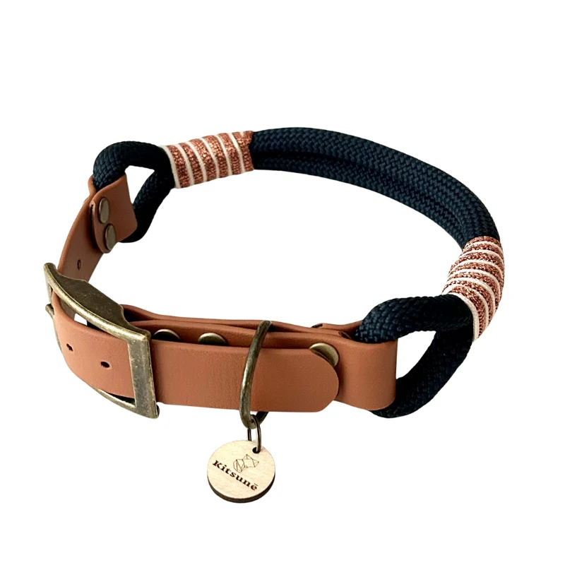 Collier chien bimatière biothane marron et paracorde bleu marine