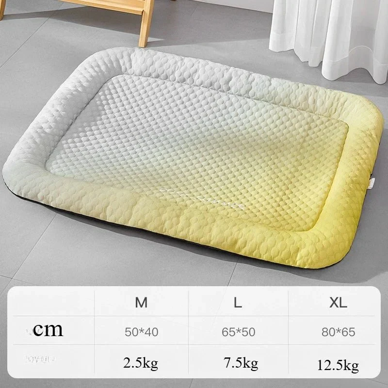 Tapis Rafraîchissant Soie Glacée Gros Chien