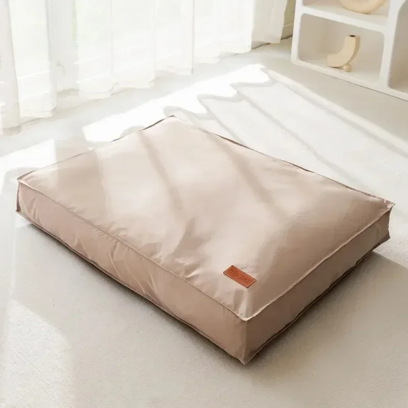 Lit imperméable pour chien