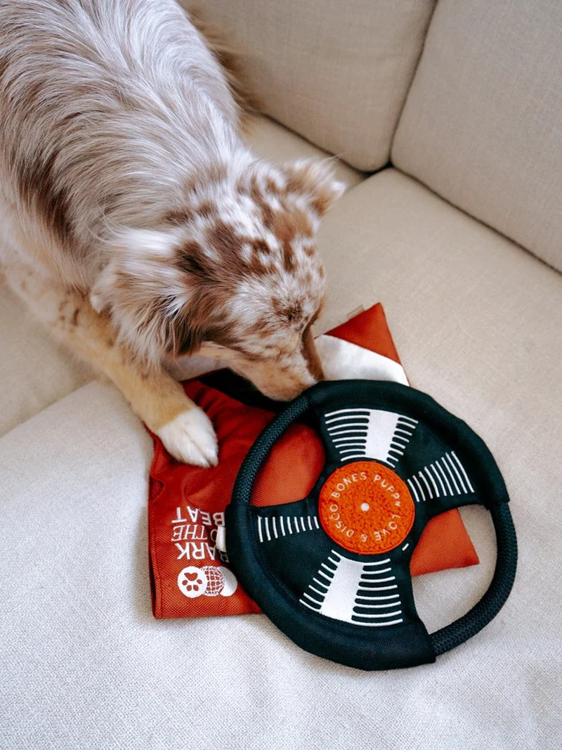 Jeu d'occupation pour chien - Bark To Beat 💿🎵 - Lambwolf Collective