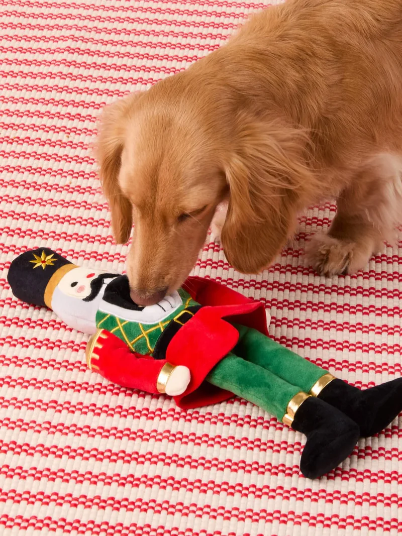 Peluche de Noël pour chien - Casse Noisette - The Foggy Dog