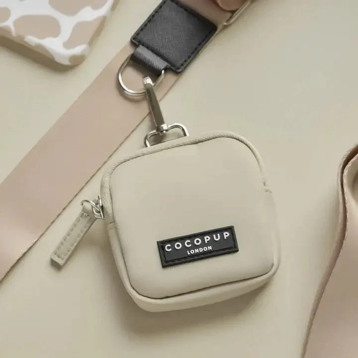 Pochette à friandises chien Caramel Latte – chic & pratique